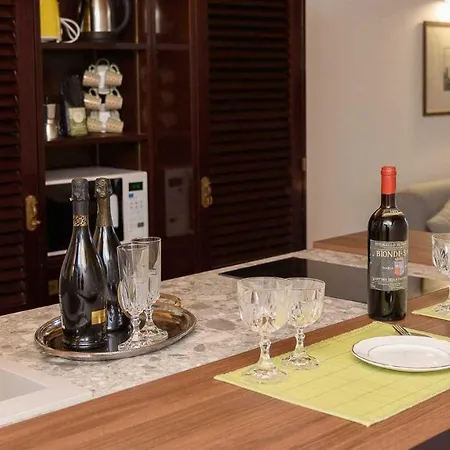 Apartment Homy Bnb - Apartments In San Miniato