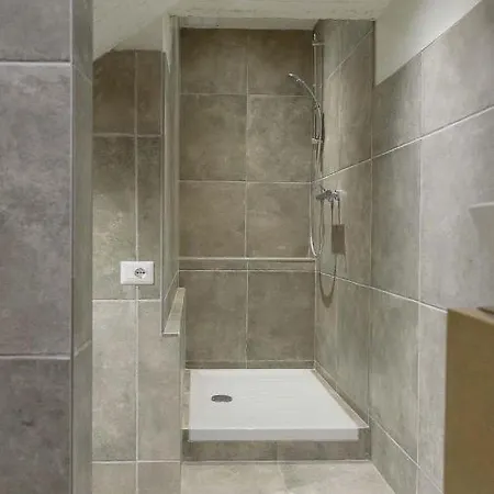 Apartment Homy Bnb - Apartments In San Miniato